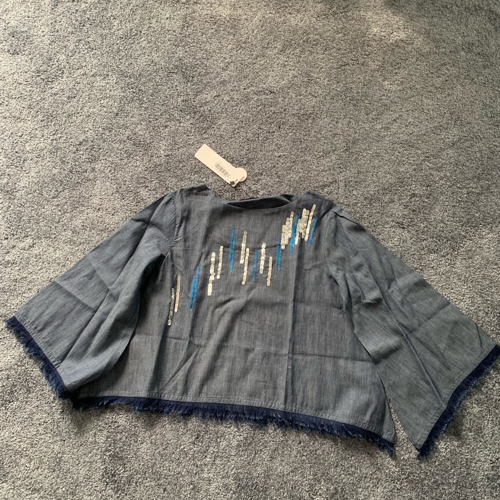 Crop top - Picture 2 of 2
